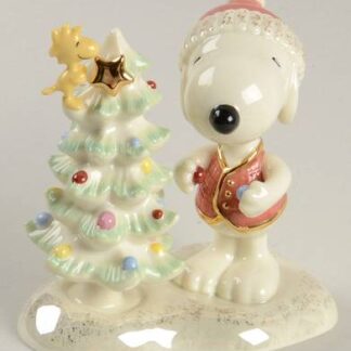 Lenox Peanuts Figurines Snoopy's Christmas Tradition - With Box