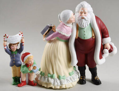 Lenox Lenox Christmas Figurine Welcome Home Santa-Set Of 2 - No Box