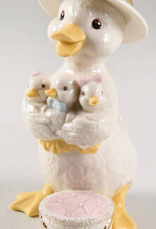 Lenox Easter Figurines Happy Easter Hug Duck - No Box